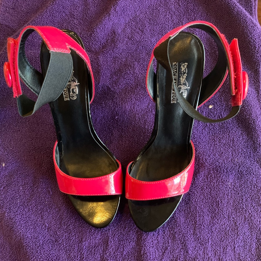 COACH AND FOUR SANDALS
